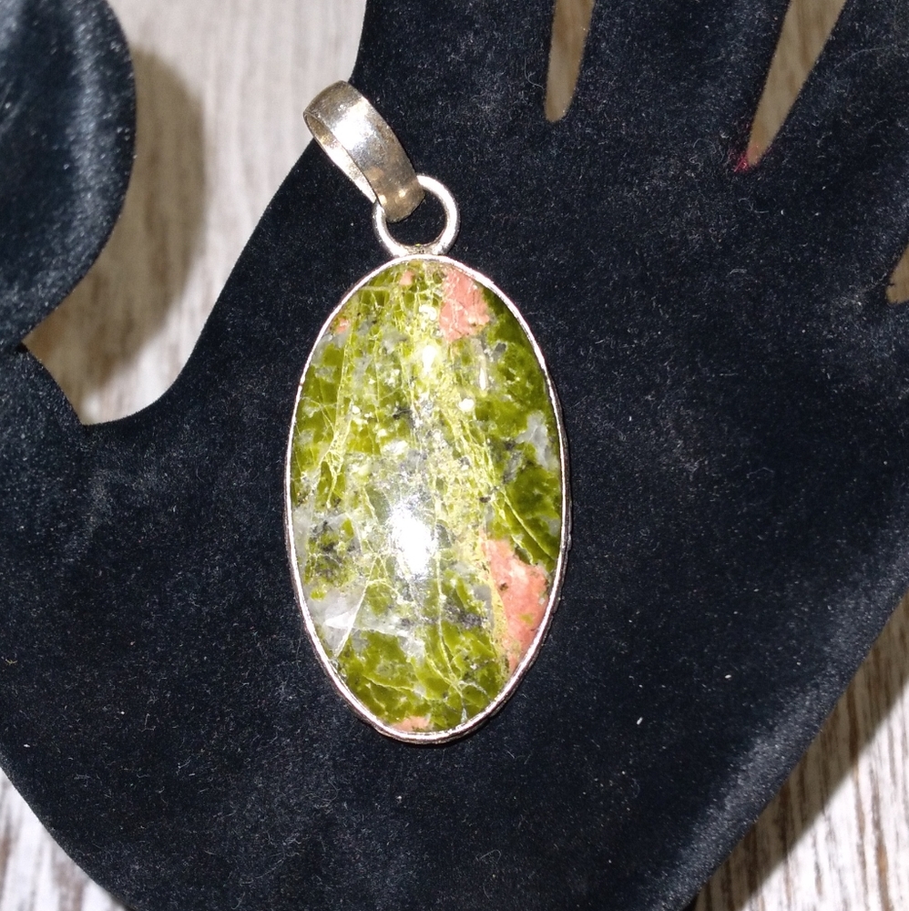 Beautiful Unakit Pendant